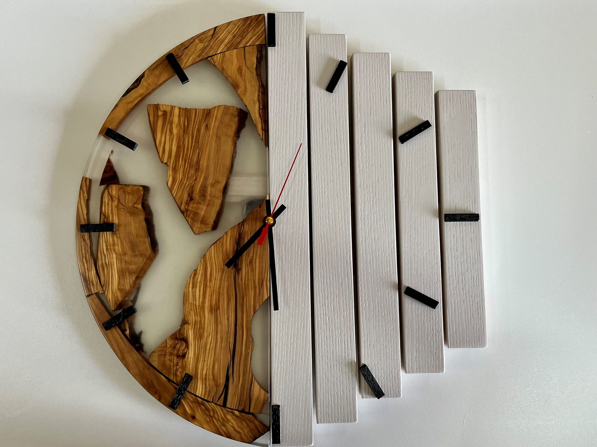 Orologio Da Parete Legno E Resina Epossidica Wooddecor