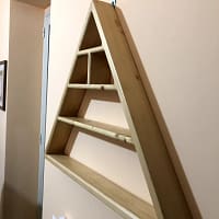 Piramide Portaoggetti Bacheca in legno di abete (2) Piramide Portaoggetti Bacheca in legno di abete