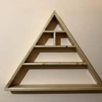 Piramide Portaoggetti Bacheca in legno di abete (3) Piramide Portaoggetti Bacheca in legno di abete